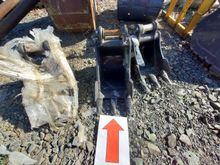 Image of 1ft Bucket, 35mm pins, 115mm ears & 135mm centres