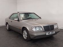 Image of 1996 Mercedes Benz E220 (C124)
