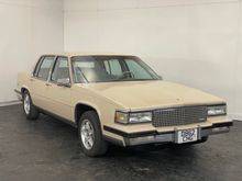 Image of 1998 Cadillac Sedan De Ville