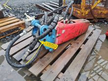Image of 0.8T Hydraulic Excavator Breaker - Pins 30mm | Ears 100mm | Centres 100mm